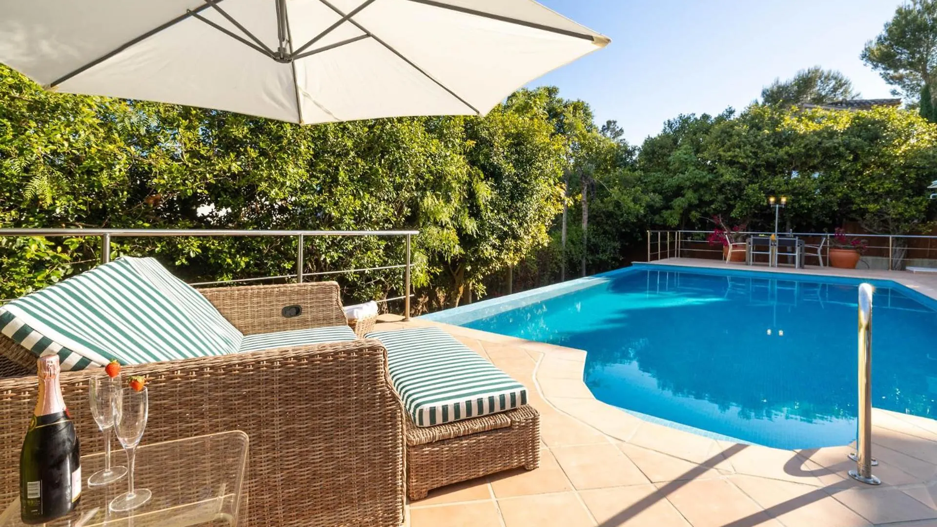 Villa Merlin Pollença 0*,  İspanya